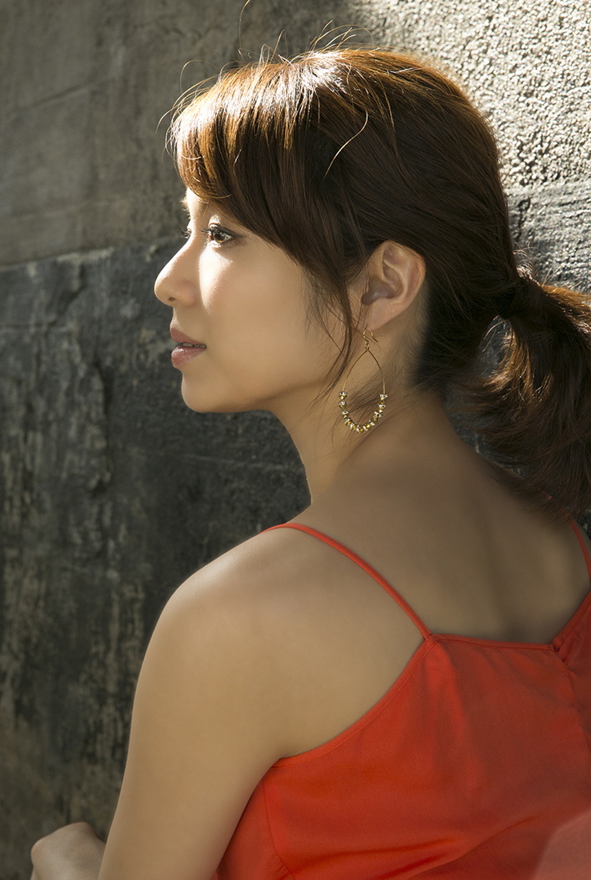 [image.tv] 2013.04 Rina Uchiyama 内山理名 - [笑顔の素]